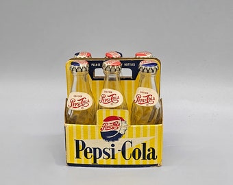 Vintage 1950s 6 Pepsi Coka Miniature Glass Bottles W/Carrying Case Mini 2.5"