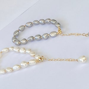 Baroque Pearl Bracelet, Natural Baroque Pearl Bracelet, Freshwater Baroque Pearl Bracelet, White Pearl or Gray Pearl, Gif Her