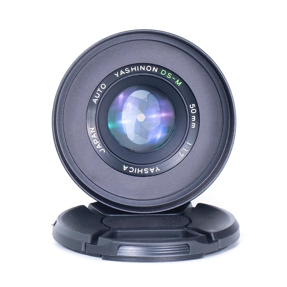 Yashica Auto Yashinon-DX 50mm f1.7 : r⁄VintageLenses フレア