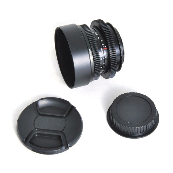 Pentacon Auto MC 50mm F1.8 Lens W/ Orange Anamorphic Bokeh & Flare