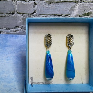 Elegante Statement-Ohrhänger, Ohrringe mit blaue Tropfen-Anhänger und silberne Ohrlappen-Verschluss