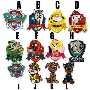 Parche de la Patrulla Canina, aplique termoadhesivo, nuevo parche bordado para planchar, insignia de escudo de perro, dibujos animados de la película Chase Marshall, rosa