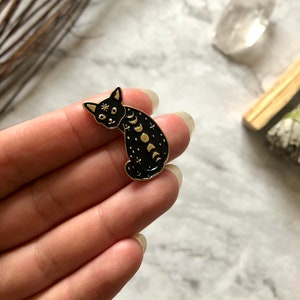 Witchy cat and moon phases pin, cosmic cat witchy pin, magical pin, witchy enamel pin, wizard cat pin, cat pin, moon pin, witchy gift