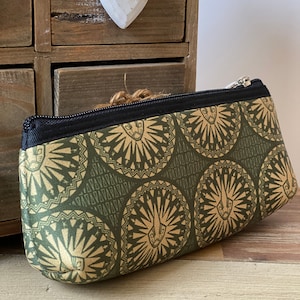 Lipstick Bag - Neoprene Make Up Bag - African Print - Bapedi - Babina Noko - Porcupine Print - Striking Cosmetic Bag - Compact - Vanity