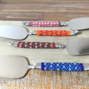 Cake Slice - Beaded Cake Slice - Cake Lifter - Slicer - Zulu Beadwork - Cake Server