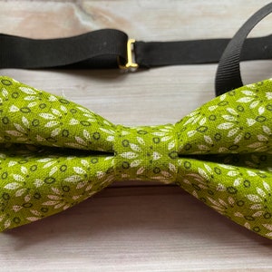 Handmade Bowtie - African Print Bow tie - Shweshwe Print - Accessories for Men - Male Grooming