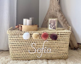 Personalized wicker storage trunk, storage chest to personalize in palm leaves, straw basket