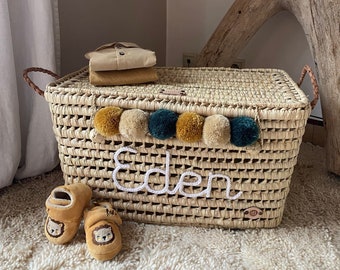 Personalized wicker storage trunk, storage chest to personalize in palm leaves, chest and toy basket