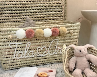 Gepersonaliseerde opbergmand met naam | Geweven rieten speelgoedkist voor baby's | Handgemaakt babycadeau