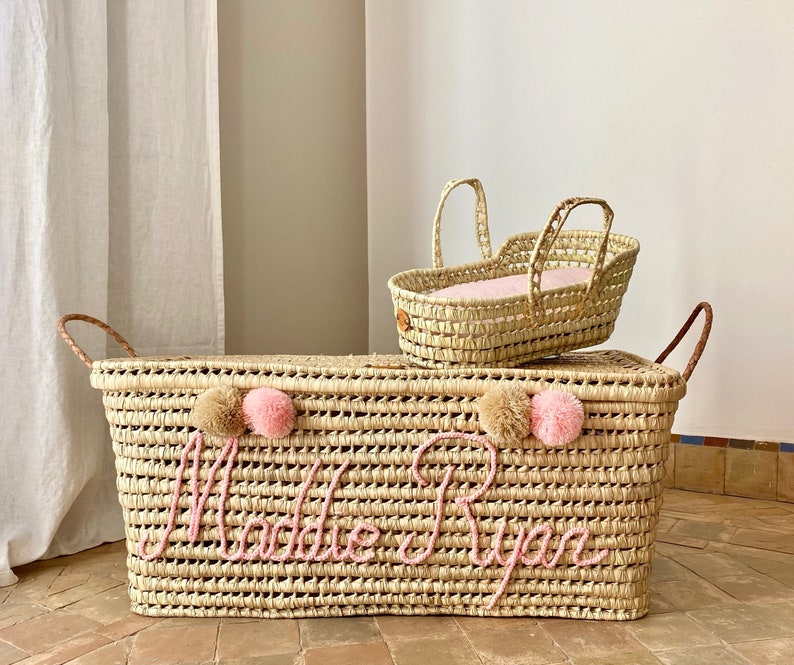 Personalized wicker storage trunk, storage chest to personalize in palm leaves, toy chest image 1