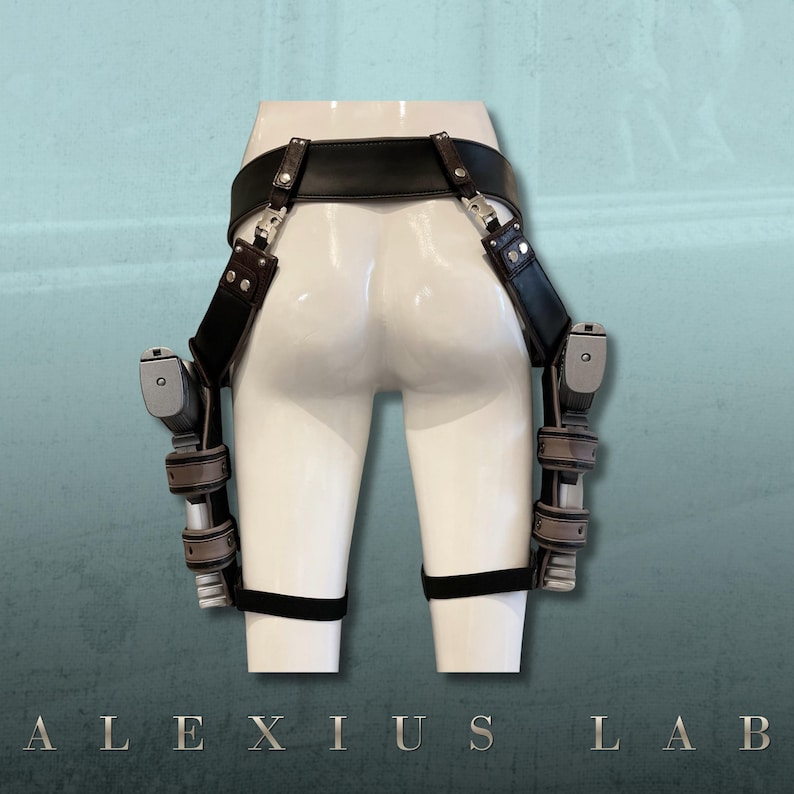 Dark Archaeologist Belt and Holsters - 2003 Edition image 3