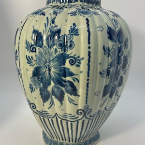 Vintage Royal Zuid Holland Delft Handpainted Ginger Jar (no lid) - Original Sticker - about 8 in Tall