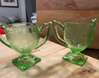 Indiana Glass Green Depression Footed Creamer and Sugar Bowl Horseshoe Pattern