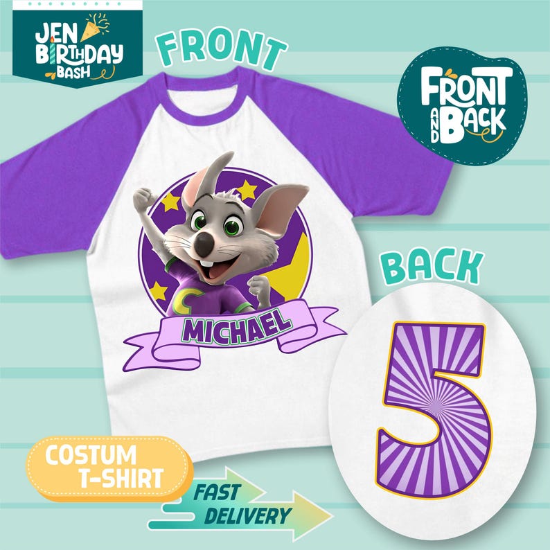 Może przedstawiać: Biała i fioletowa koszulka raglan z postacią myszy z kresk&oacute;wki i imieniem "MICHAEL" na banerze. Tył koszulki przedstawia liczbę "5" w fioletowe i białe paski. Koszulka jest przeznaczona na przyjęcie urodzinowe.
