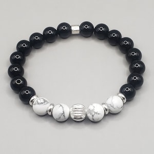 Howlite & Onyx Bracelet | Howlite Bracelets | Gemstone Bracelets | Crystal Bracelets | Natural Howlite | Onyx Bracelets | Black and White