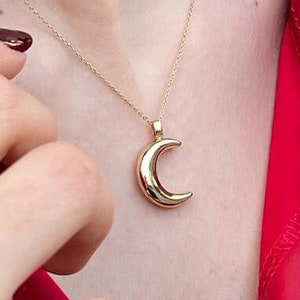 Crescent Moon Urn Necklace for Ashes, 14K Gold Cremation Necklace, Mom&Dad Loss Necklace, Crescent Pendant, Pet Ashes , Memorial Necklace