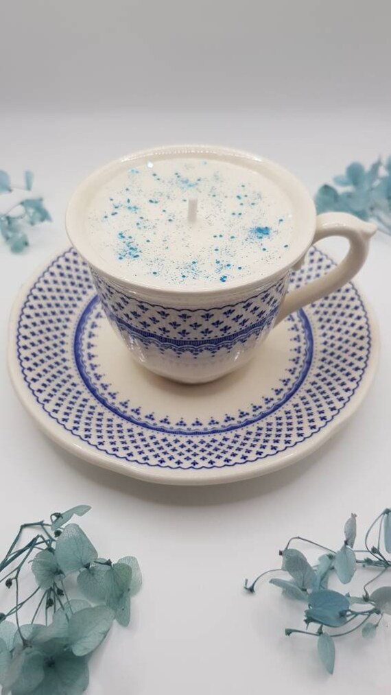 Bougie Personnalisable Parfum Café Dans Une Tasse Anglaise avec Paillettes