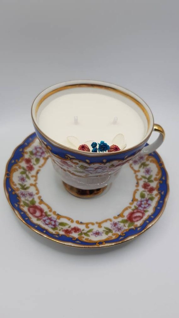 Bougie Personnalisable Parfum Musc Dans Une Tasse en Porcelaine Allemande Bavaria avec Fleurs Séchée