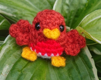 Cute Crochet Robin with keyring and fridge magnet options / Advent Calendar Filler / Christmas Tree Decoration / Christmas Cracker Filler