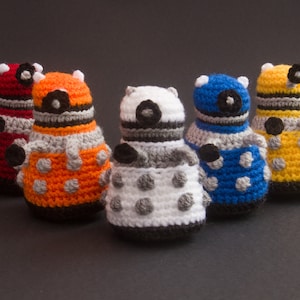Dr Who Dalek inspired crocheted metal robot