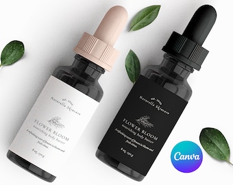 Op de afbeelding: Twee zwarte glazen flessen met druppelaars, een met een wit etiket en een met een zwart etiket. Beide etiketten bevatten de tekst "Naturella Skincare est. 2020" en "FLOWER BLOOM nourishing body butter". Het witte etiket heeft een bloemmotief en de tekst "Een verfrissende geur van bloemen in bloei en verse citrus. 8 oz. 150g". Het zwarte etiket heeft een bloemmotief en de tekst "Een verfrissende geur van bloemen in bloei en verse citrus. 8 oz. 150g".