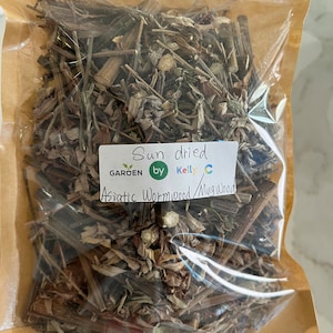 Sun dried Organic Asiatic wormwood/ Mugwood/艾草（1 Lb)