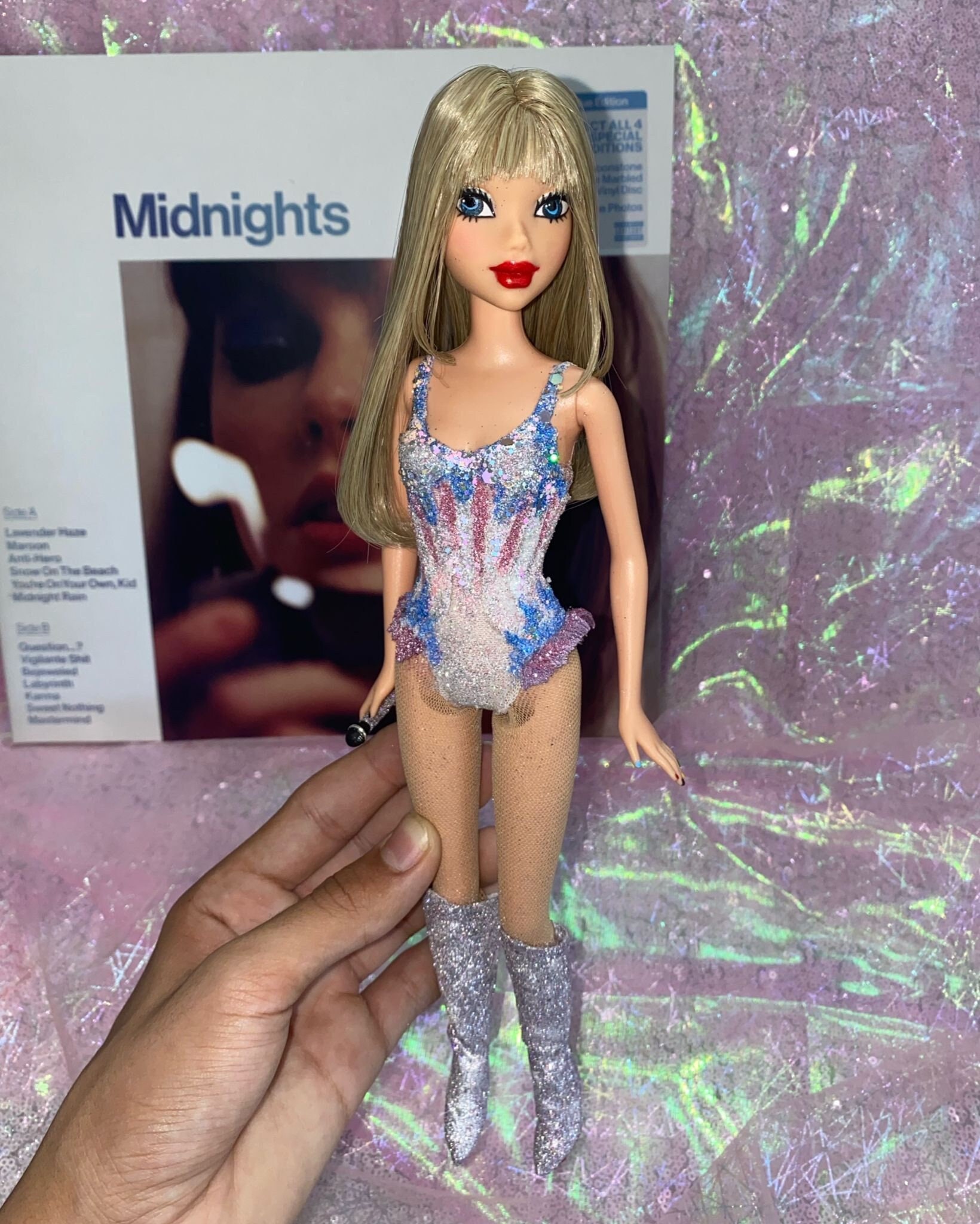 Taylor Swift doll