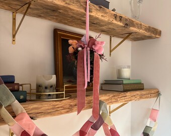 Luxury Handmade Easter Pinecone Decoration – Pastel Pink