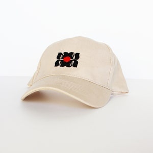 Personalized embroidered cap, beige color, unisex and adjustable at the back with a metal buckle image 8