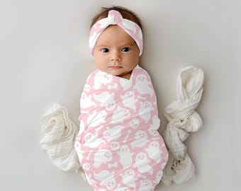 Halloween Swaddle Blanket, Pink Halloween baby blanket, Baby girl swaddle, Swaddle blanket gift, Fall baby girl, Halloween blanket for her
