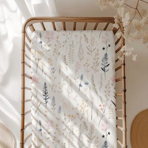 Sábana para cuna de bebé, Pañal para bebé niña, Manta para bebé niña, Juego de pañales, Regalo para niña recién nacida, Regalo para baby shower, Bebé bohemio niña, Regalo floral para bebé