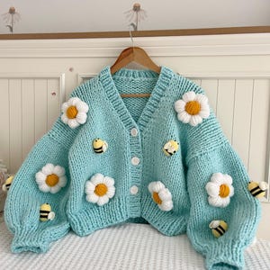 Daisies and Bees Cardigan |Handmade Knit Cardigan | Chunky Crochet Cardigan |Cute Spring Aesthetic Knitwear | Cottagecore Oversized Cardigan