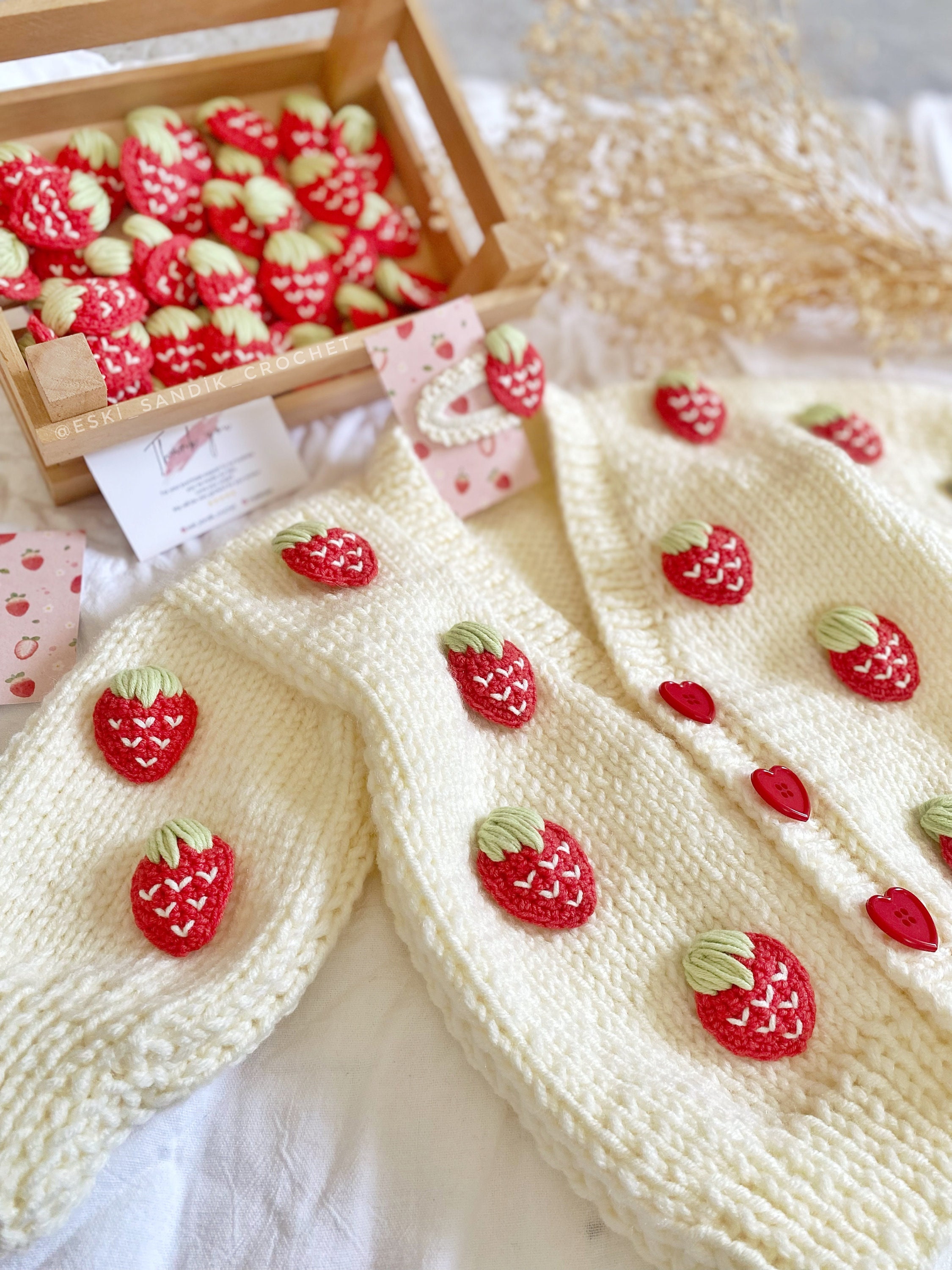 Cute Red Strawberry Cardigan,strawberry Cardigan,baby Profucts  display picture 1