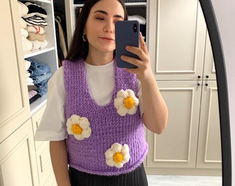 Lilas Daisy Sweater, Lilas Floral Sweater, Knit Sweater Vest, Chunky Crop Vest, Oversized Vest, Cottagecore, Idées cadeaux de Noël pour les femmes