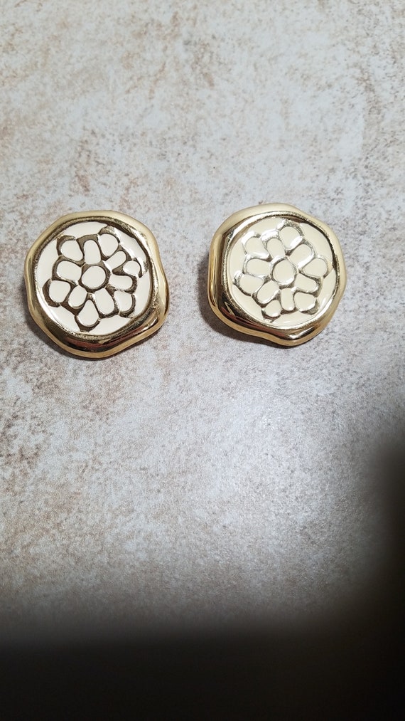 Givenchy  Paris New York Clip on earrings 1980 (V… - image 1