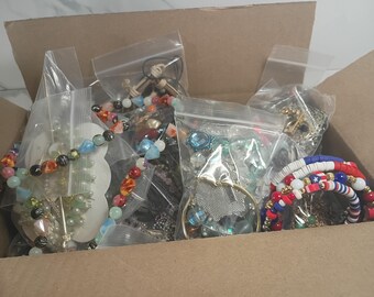 Wearable  Jewelry Lot 5 Pounds, all wearable,  Bulk Jewelry, lot (VBM0851 B8)