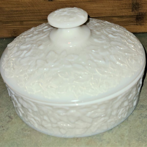 Vintage Westmoreland Milk Glass Leaf Design Round Candy Dish w/ Lid