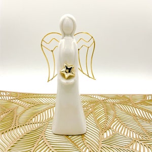 Ceramic angel white with gold wings and gold star I 15.5 cm table decoration Christmas decoration gold guardian angel I star coin