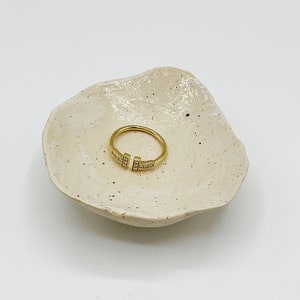 Jewelry bowl ceramic 6-7,5 cm jewelry bowl handmade ring bowl handmade sandstones