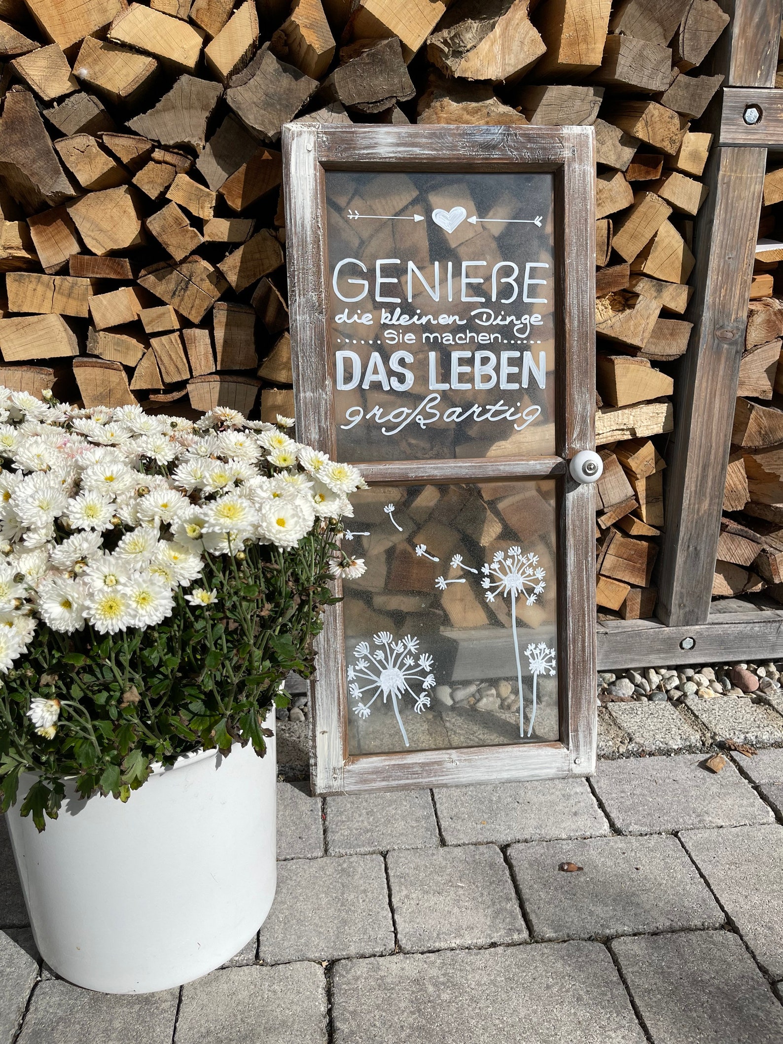 Altes Fenster Dekofenster mit Spruch kleine Dinge Beschriftung und