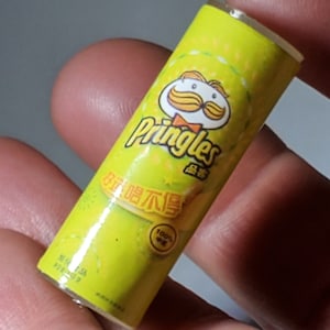 Vintage! Barbie Dollhouse Miniatures Pringles Green Canister Food Snacks