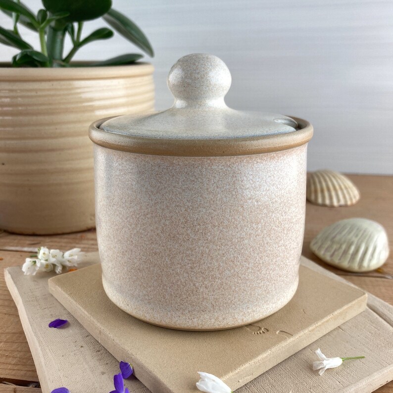 Zuckerdose Keramikdose mit Deckel handgemachte Keramik Einzelstück Gewürzdose Keramik Bild 1
