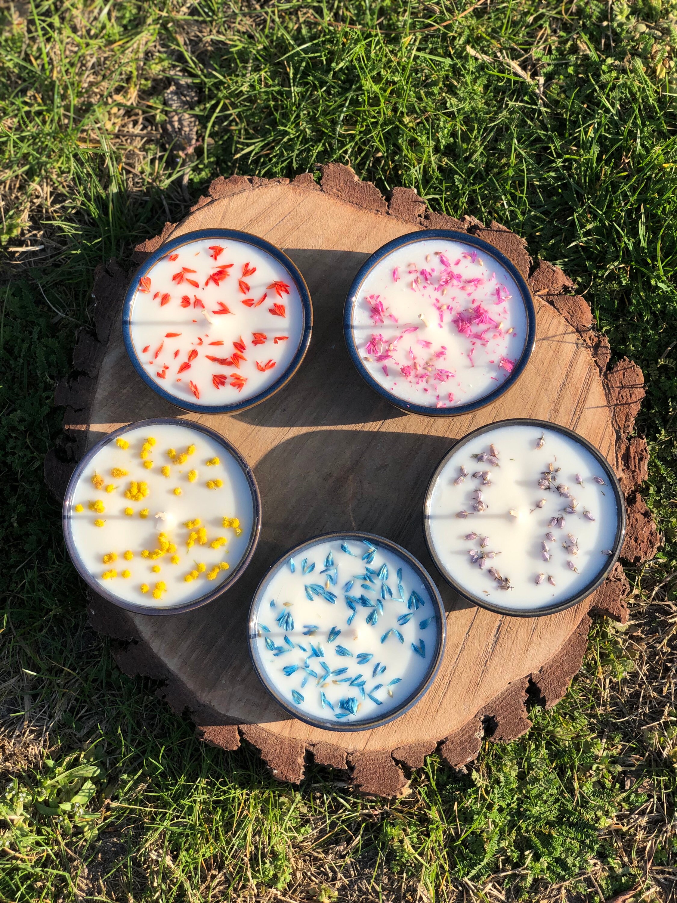 Bougies Parfumées et Fleurs Séchées