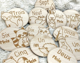 Souvenir en bois sculpté bébé accessoires photo nouveau né cartes étape mensuelles bois en français cadeau futurs parents future maman