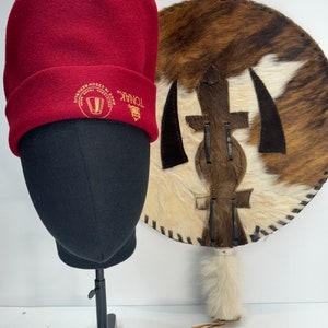 Red Igbo cap. Chief cap for men. Nigerian wedding hat for groom. Round caps for men. Original tonak Onowu Rex cap. Igbo cap with feathers