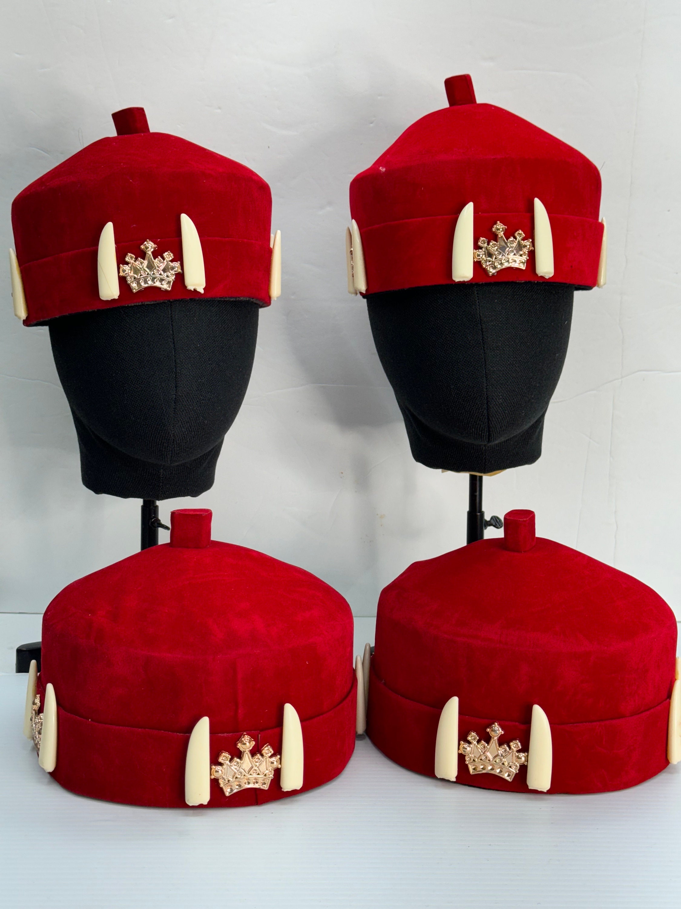 【大判】貴重＆希少！Jesters Cap／ 英版 Beaded Ozo Cap Velvet/suede Igbo Cap, Nigerian Men Hat