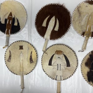 Traditionele handventilator, Chieftancy-handventilator, handventilator, Afrikaanse handwaaier, akupe, handventilator bruiloft, Igbo-handventilator, Nigeriaanse hand, volgende dag verzonden