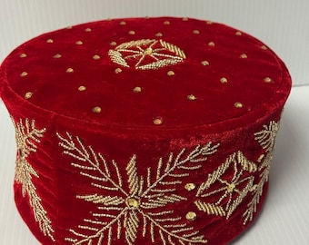 Velvet Igbo Cap with Cowrie Shells – Nigerian Royalty Hat | Traditional African Headwear