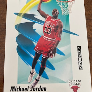 Ambas as cartas - HOF GOAT 1991 Skybox Basketball Michael Jordan #39 e 1990-91 Skybox Stats Michael Jordan #307, Chicago Bulls