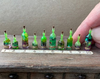 1:12 scale Green-necked bottle- Verdimentus potion